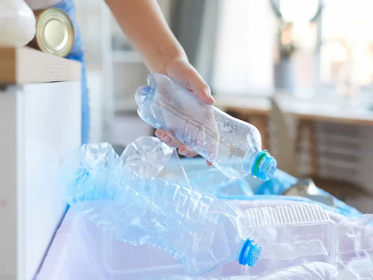 Bottiglie di plastica, un risparmio di 5 miliardi con il “fai da te”
