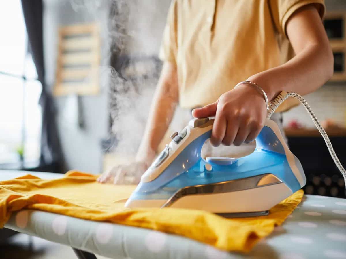 Come smettere di stirare, un gesto che fa bene a te e all'ambiente