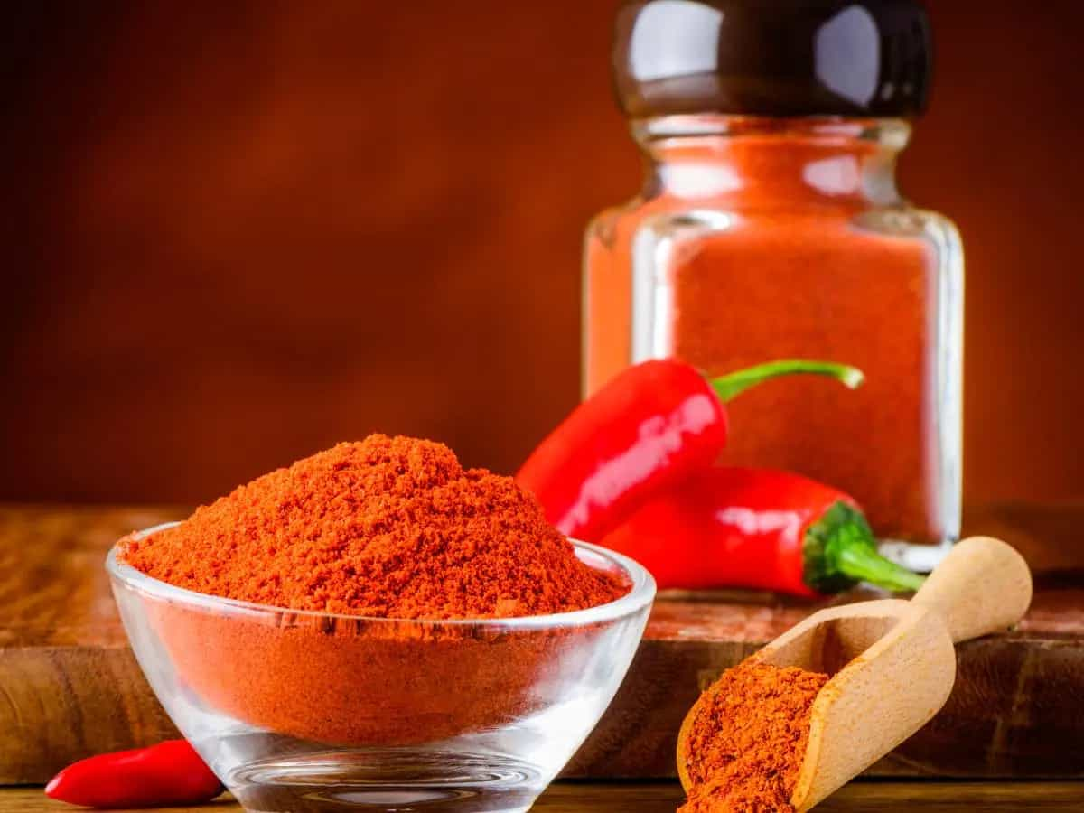 Che differenza c’è tra paprika dolce e piccante?