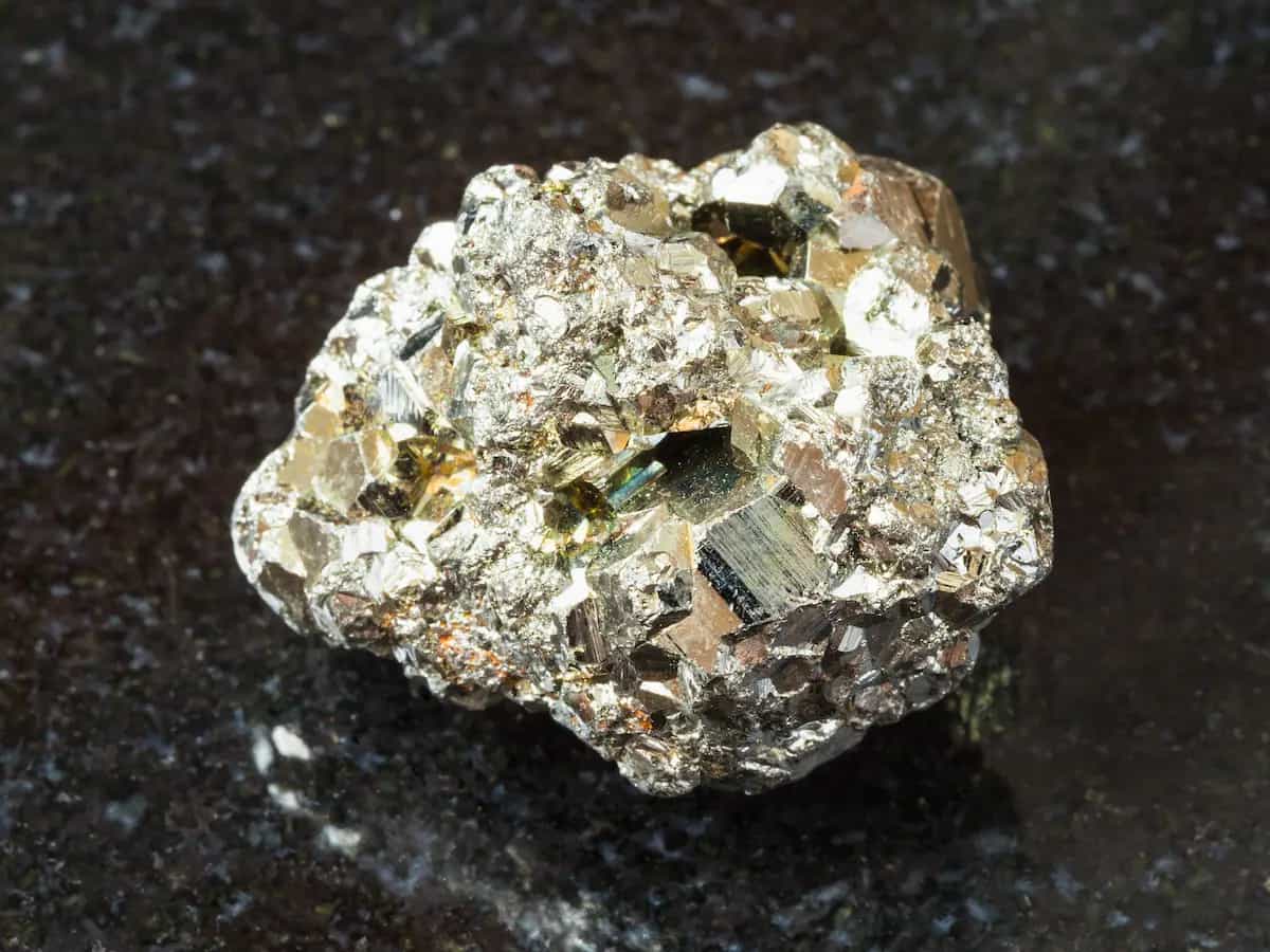 Pirite: proprietà e significato