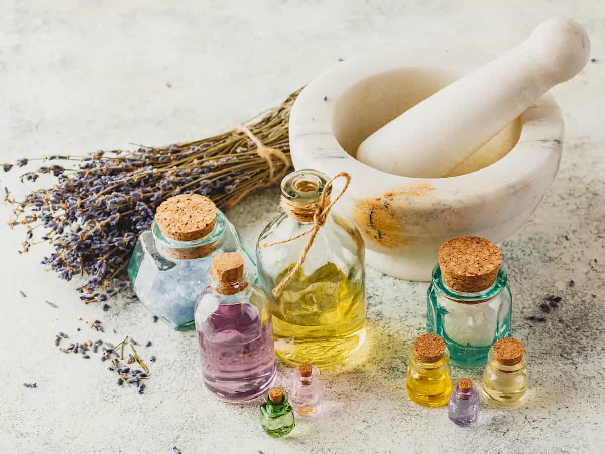 Qual è la differenza tra olio essenziale e oleolito