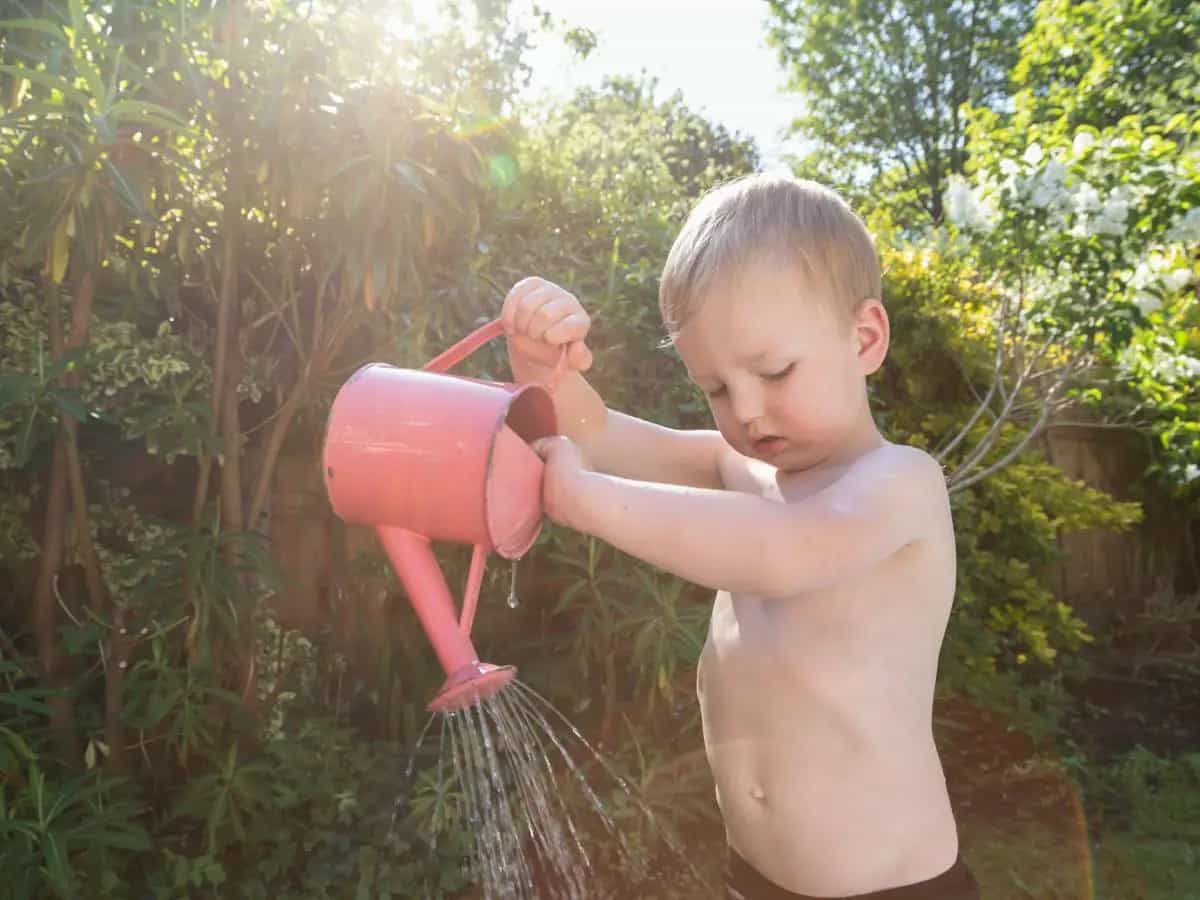 Mezzo miliardo di bambini nel mondo vive periodi di caldo estremo