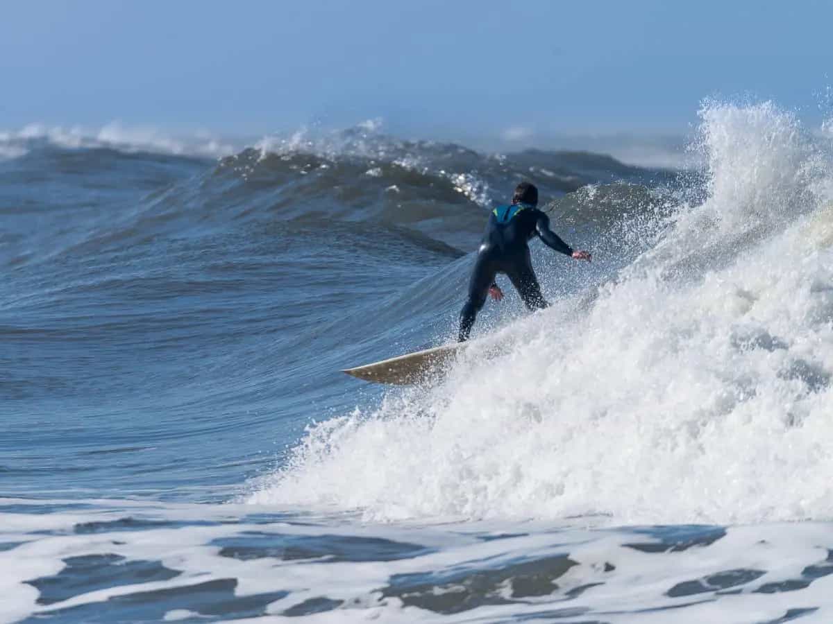 Dove sono le onde migliori per surfare in Italia