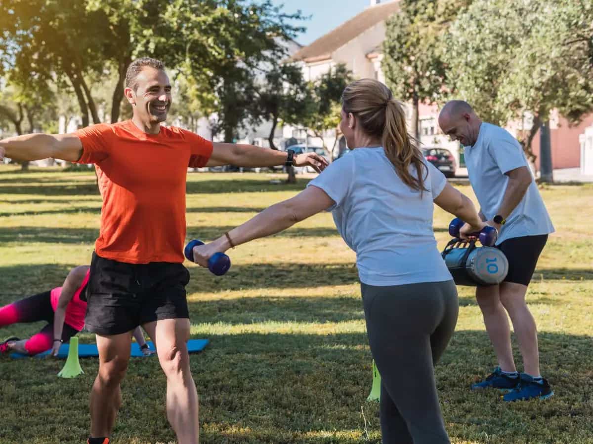 Sedentarietà, dalle conseguenze per la salute a come riprendere a fare sport