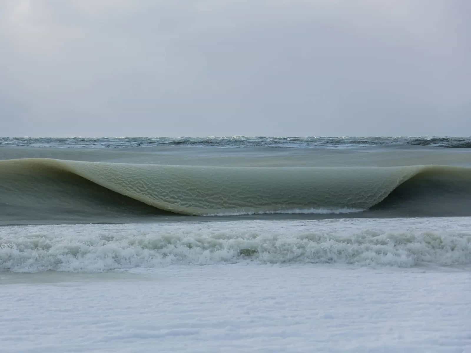 Le onde di ghiaccio, uno strano fenomeno nel Nantucket