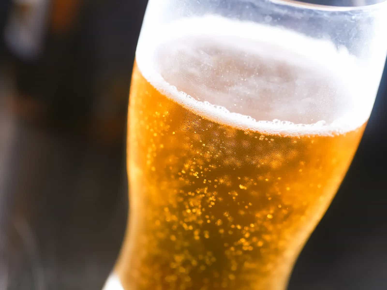 Qual è il modo più veloce per raffreddare una birra?