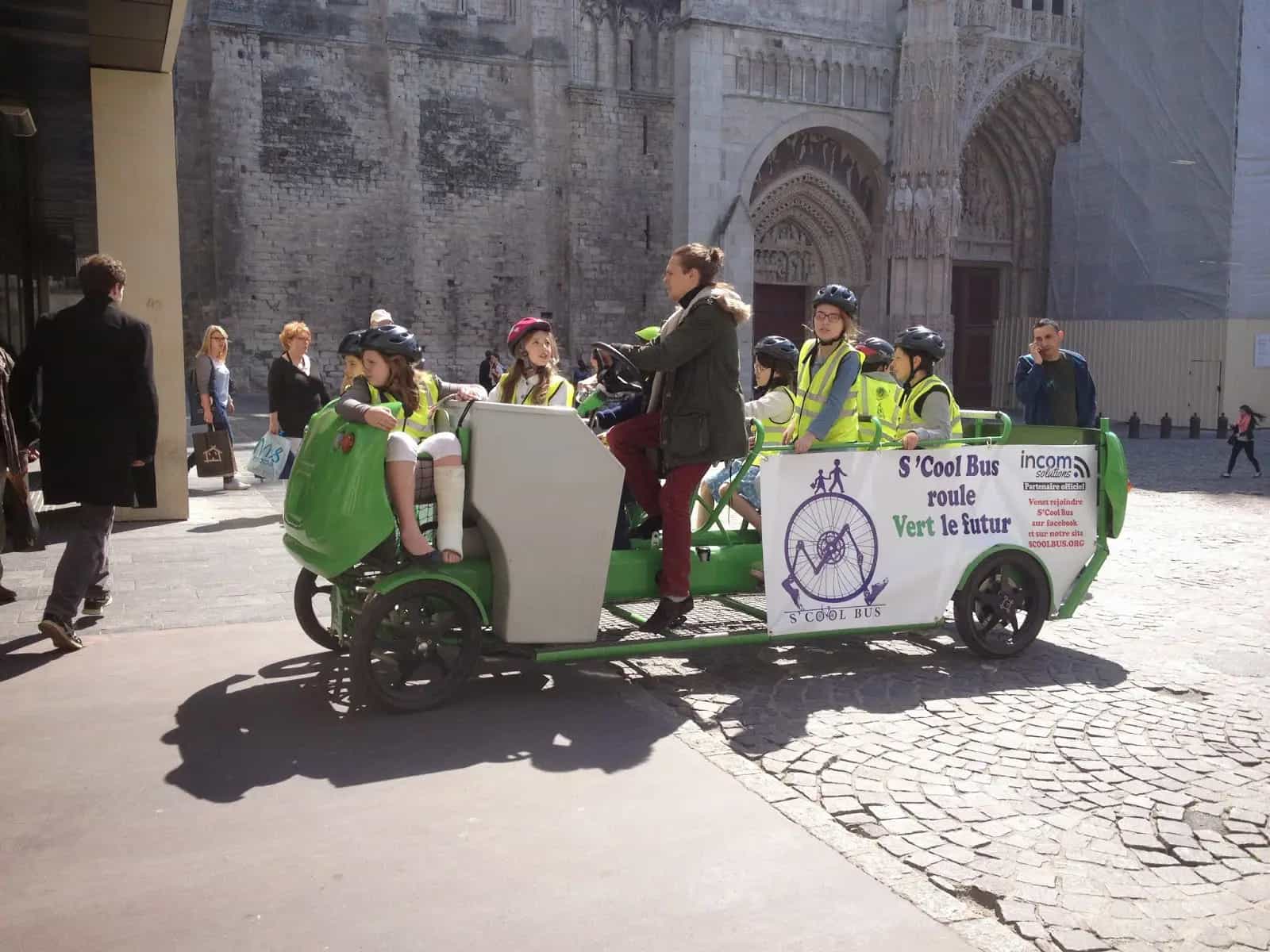 S’Cool Bus, il geniale pullman a pedali 100% ecologico