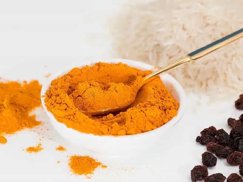 benefici maschera curcuma biologica