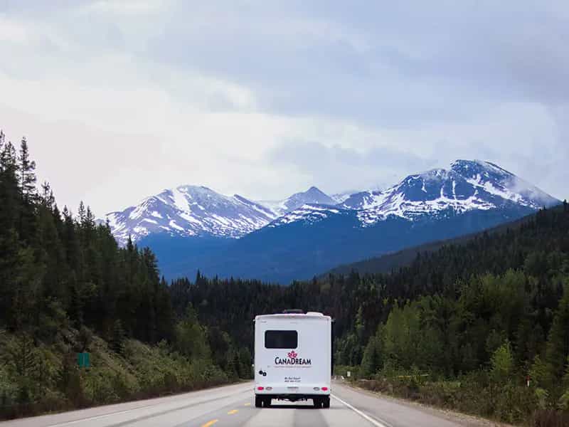 camper elettrici ibridi turismo sostenibile