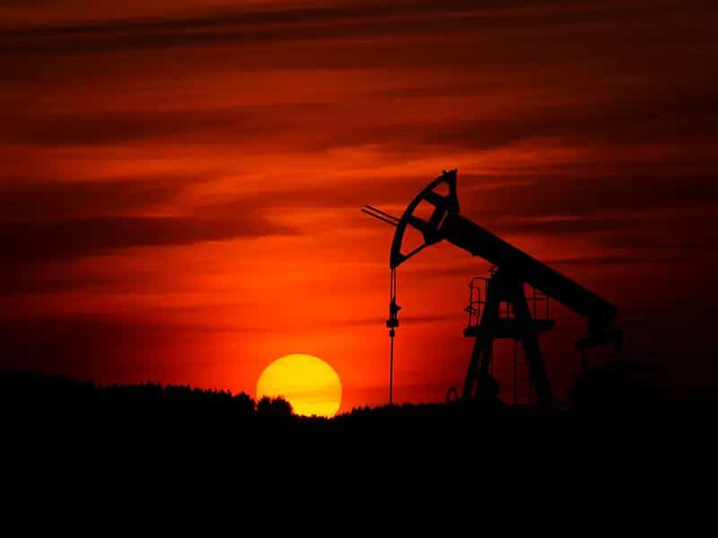 futuro mobilità sostenibile petrolio