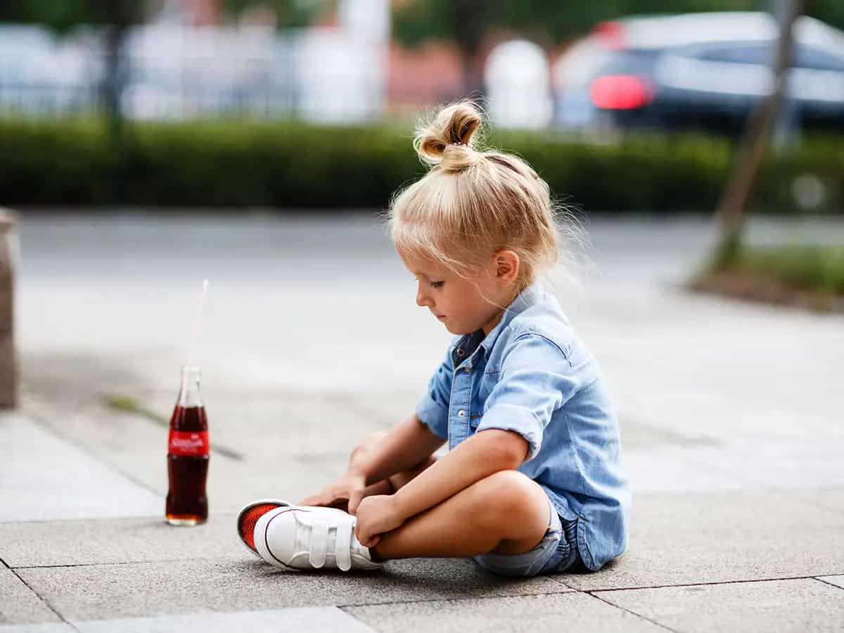 coca-cola contro facebook
