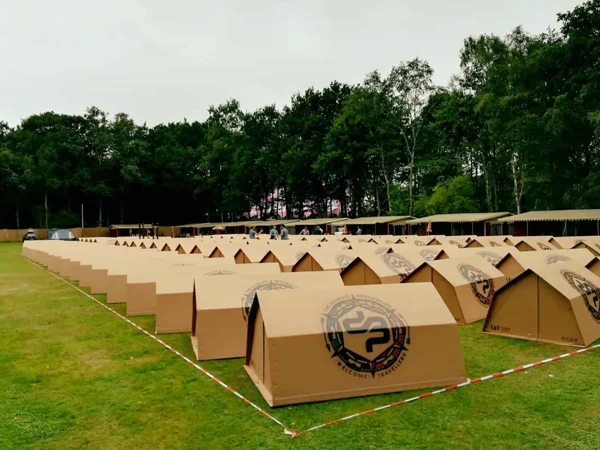 Campeggio green tenda cartone