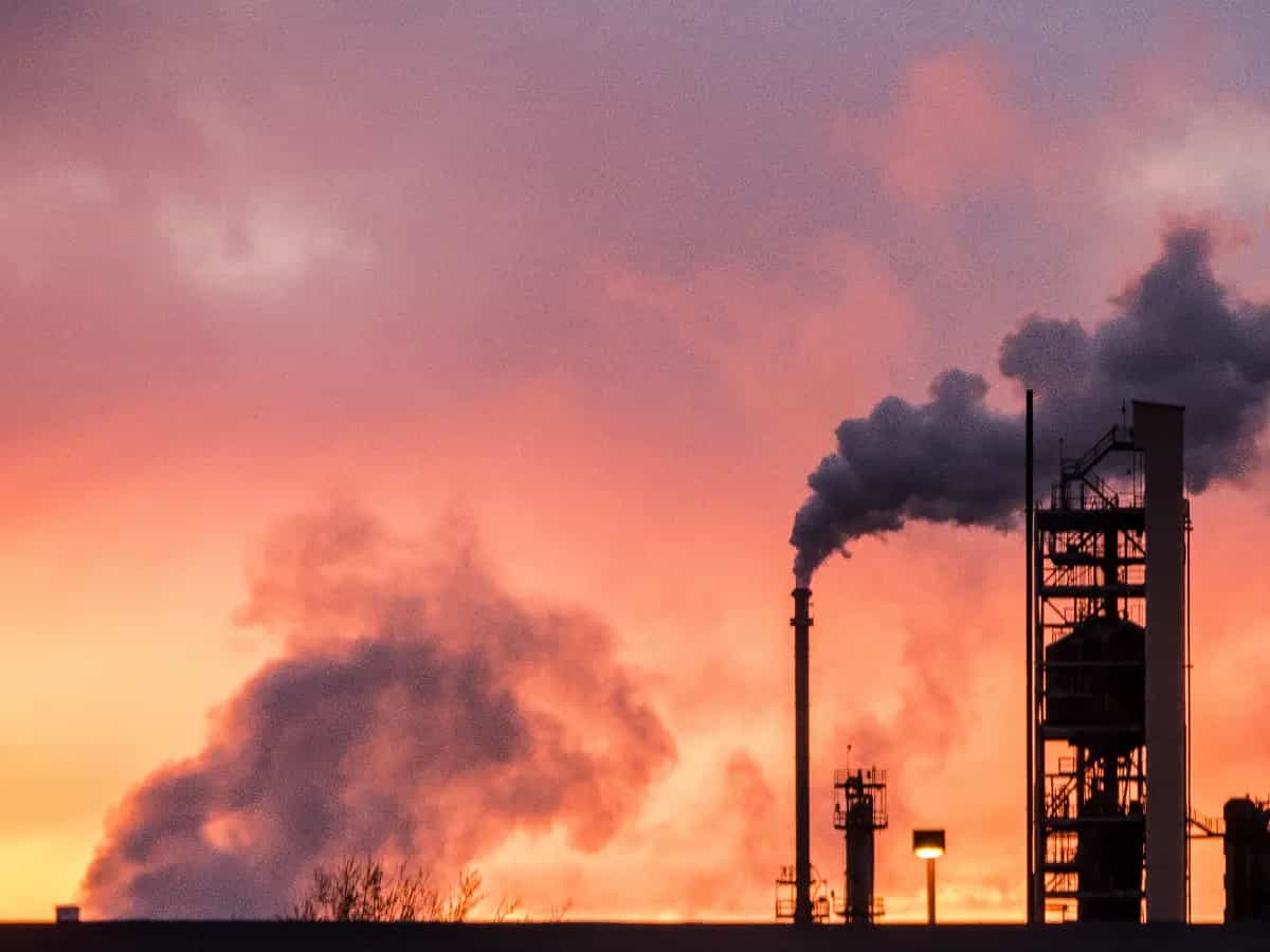 Secondo un report del Fondo Monetario Internazionale ogni minuto vengono erogati 11 milioni di dollari di sussidi statali al settore dei combustibili fossili
