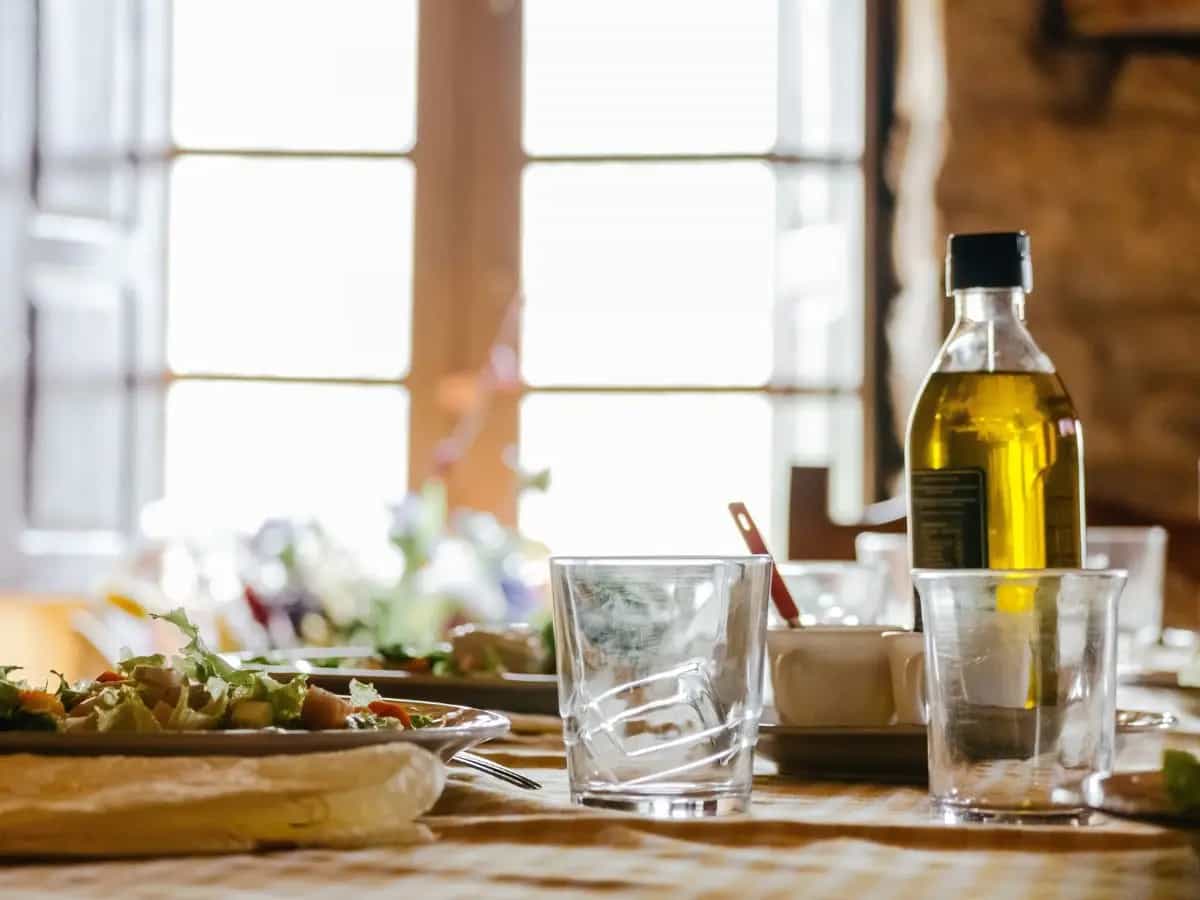 La differenza tra olio extravergine di oliva e olio di sansa