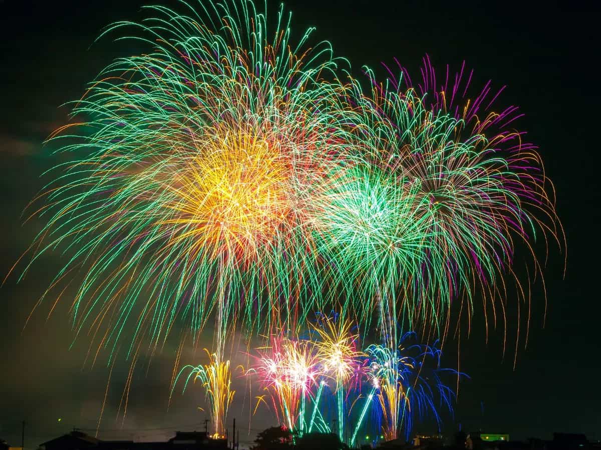 fuochi d'artificio droni