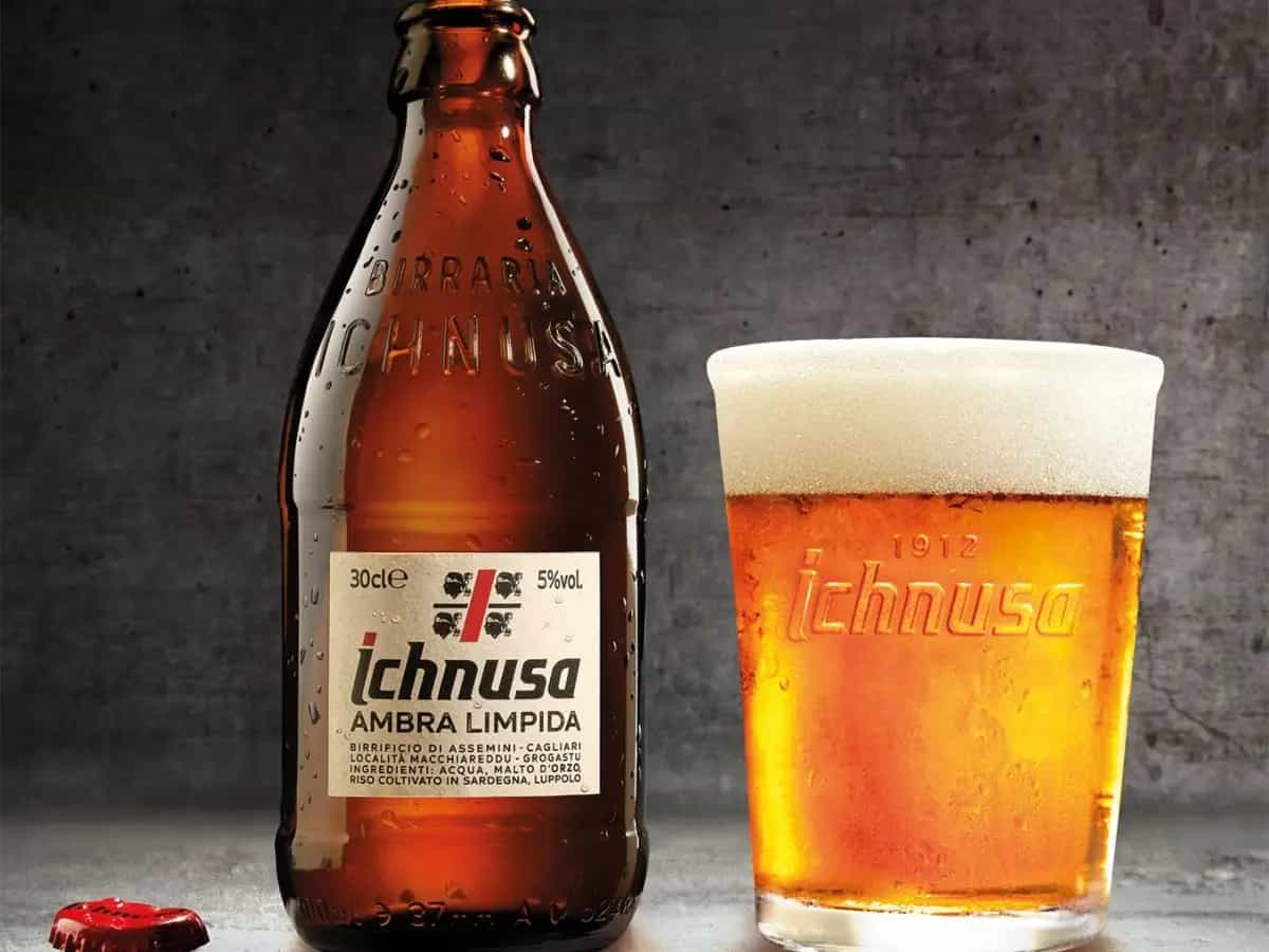 birra ichnusa ambra limpida