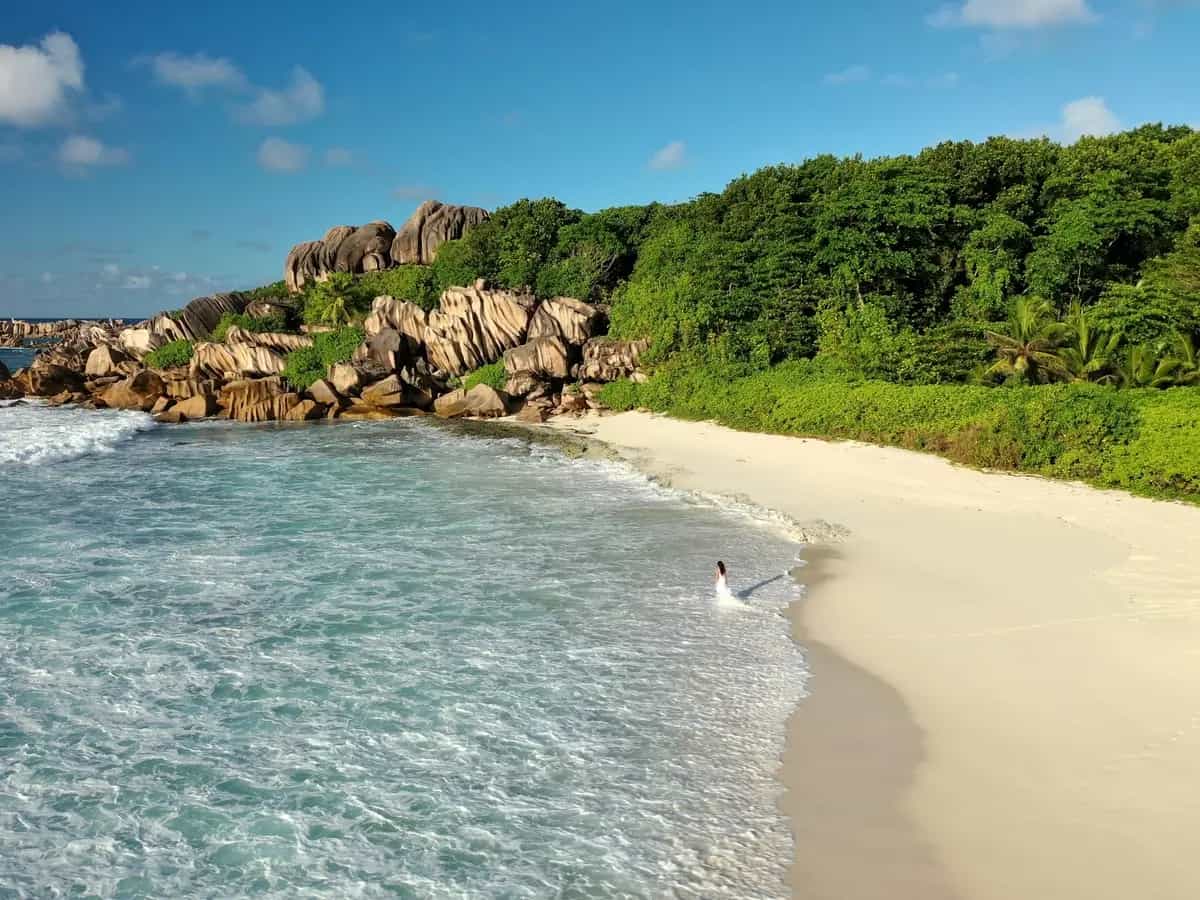 storia isola moyenne