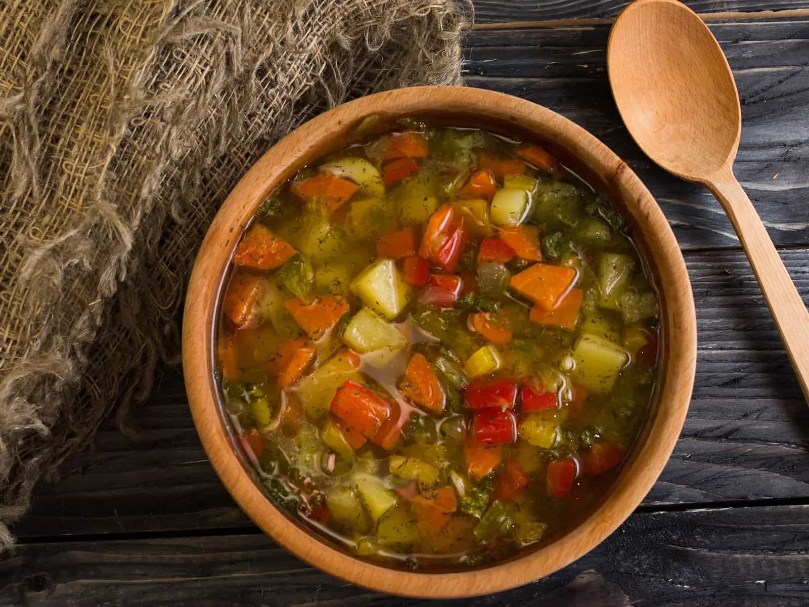 Como preparar una minestrone digna de un chef