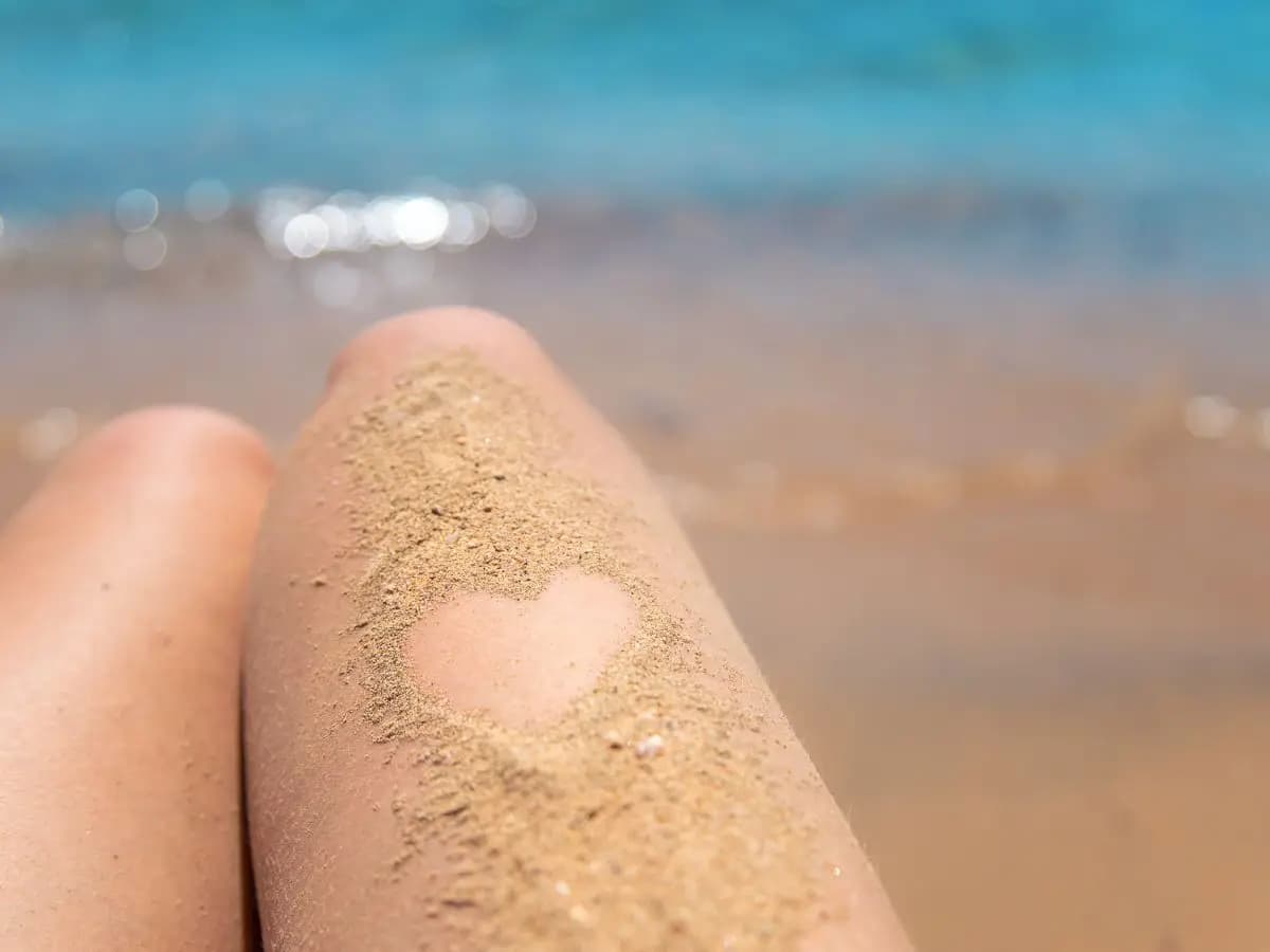 Gambe gonfie: aiutale con le cure naturali