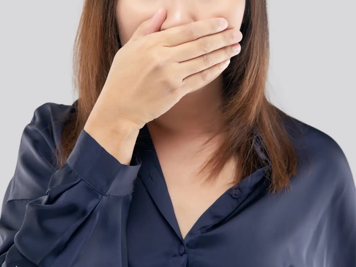 I migliori alimenti contro l'alito cattivo