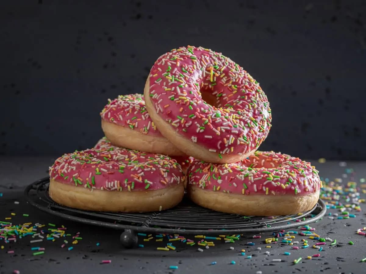 Qual è la differenza tra ciambella e donut?