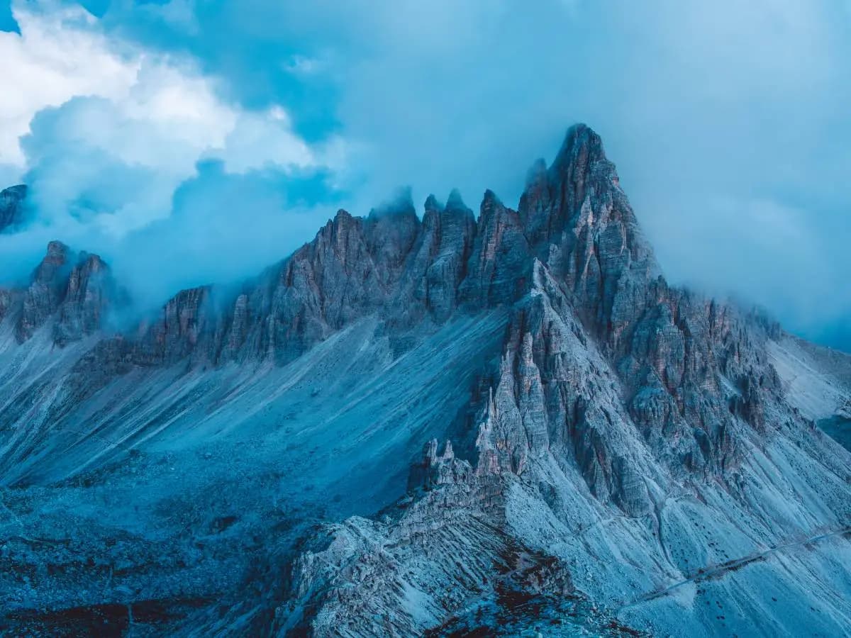 Le poesie più belle sulle montagne