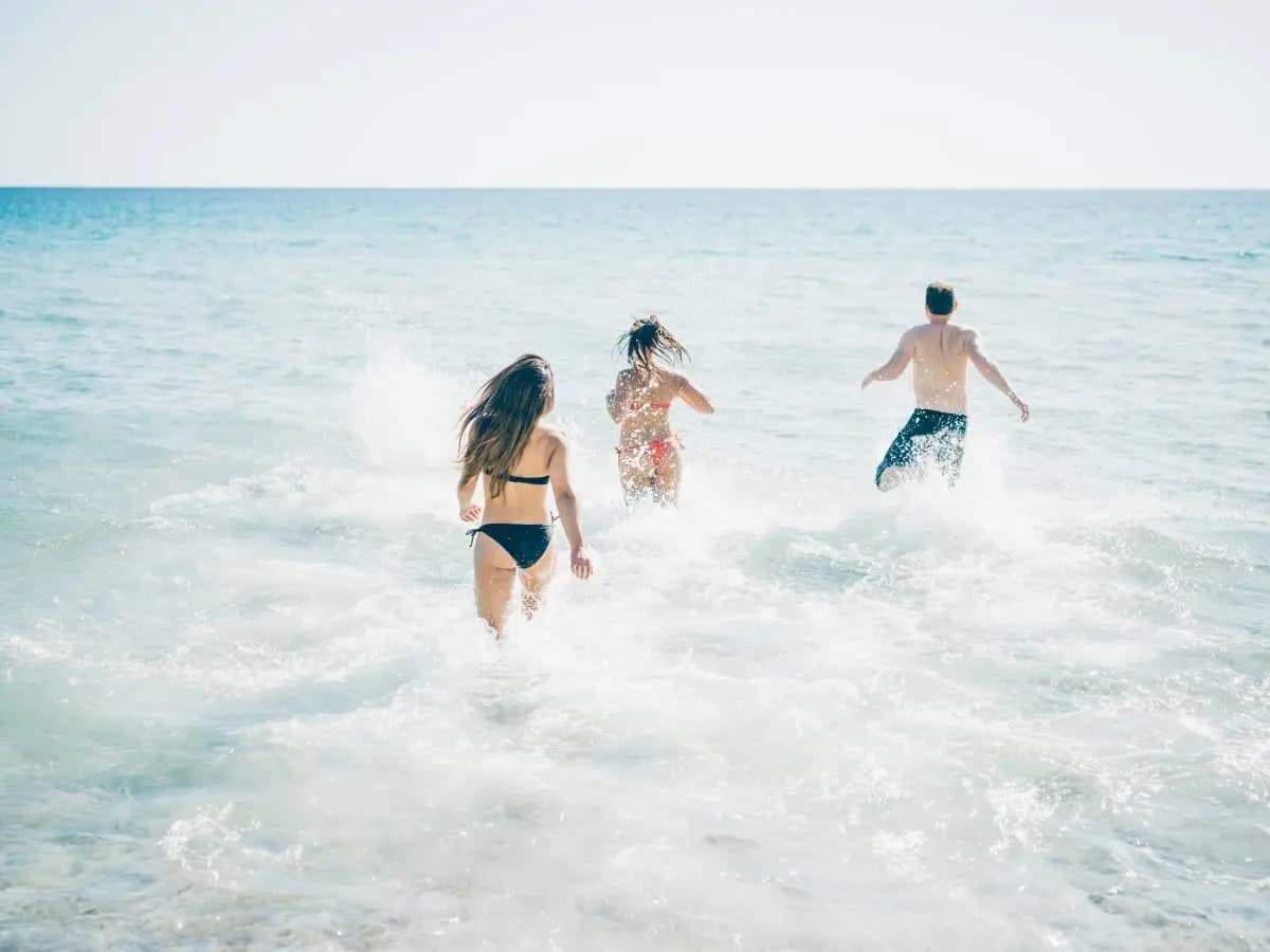 Acque di balneazione, cosa sono e quali regole devono rispettare