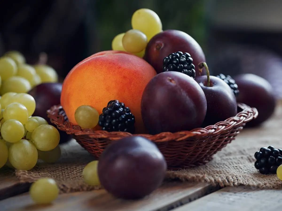 Frutta climaterica e non climaterica, quali frutti maturano dopo la raccolta
