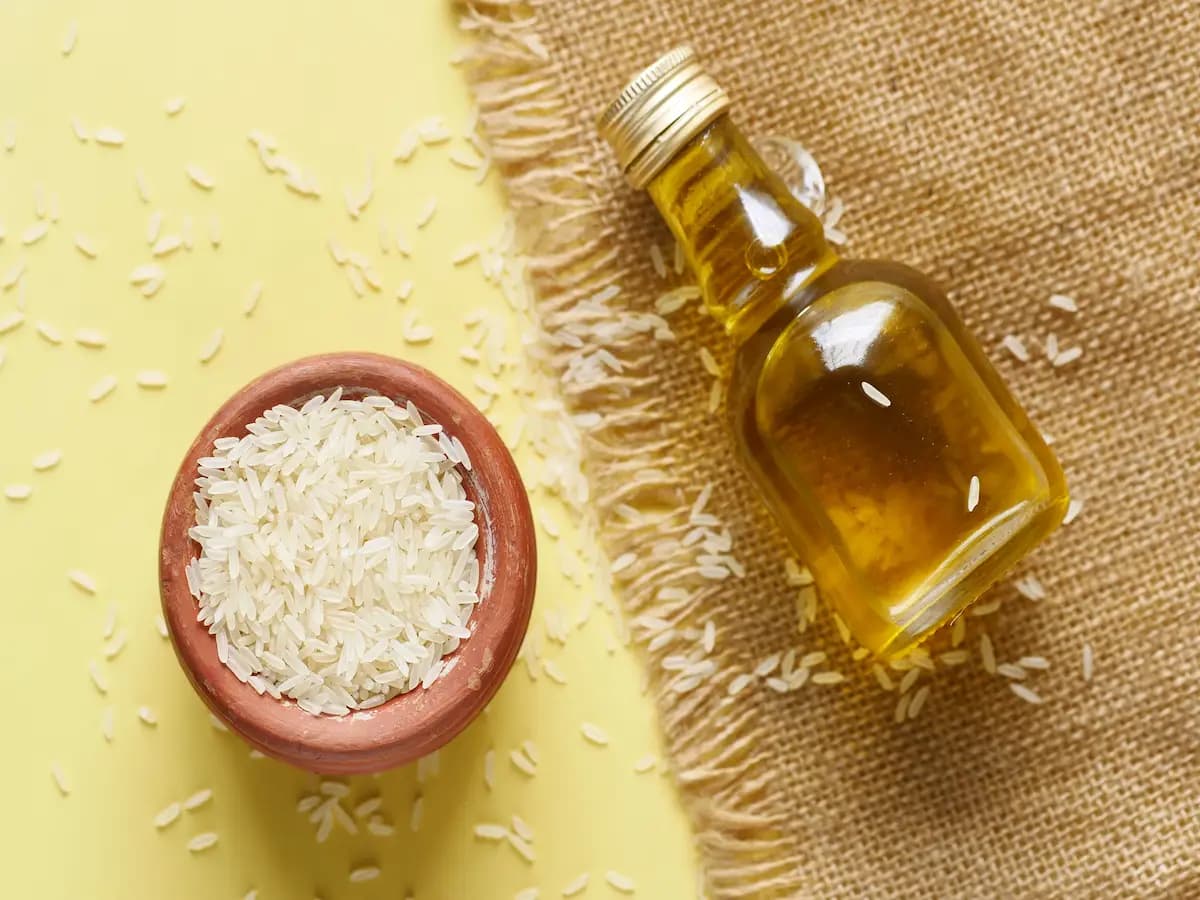 Usi dell'olio di riso, come sfruttarlo in cucina e non solo