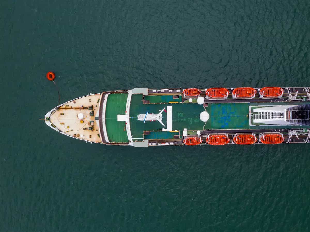 Decarbonizzare il trasporto via mare: l'idea di una start-up italiana