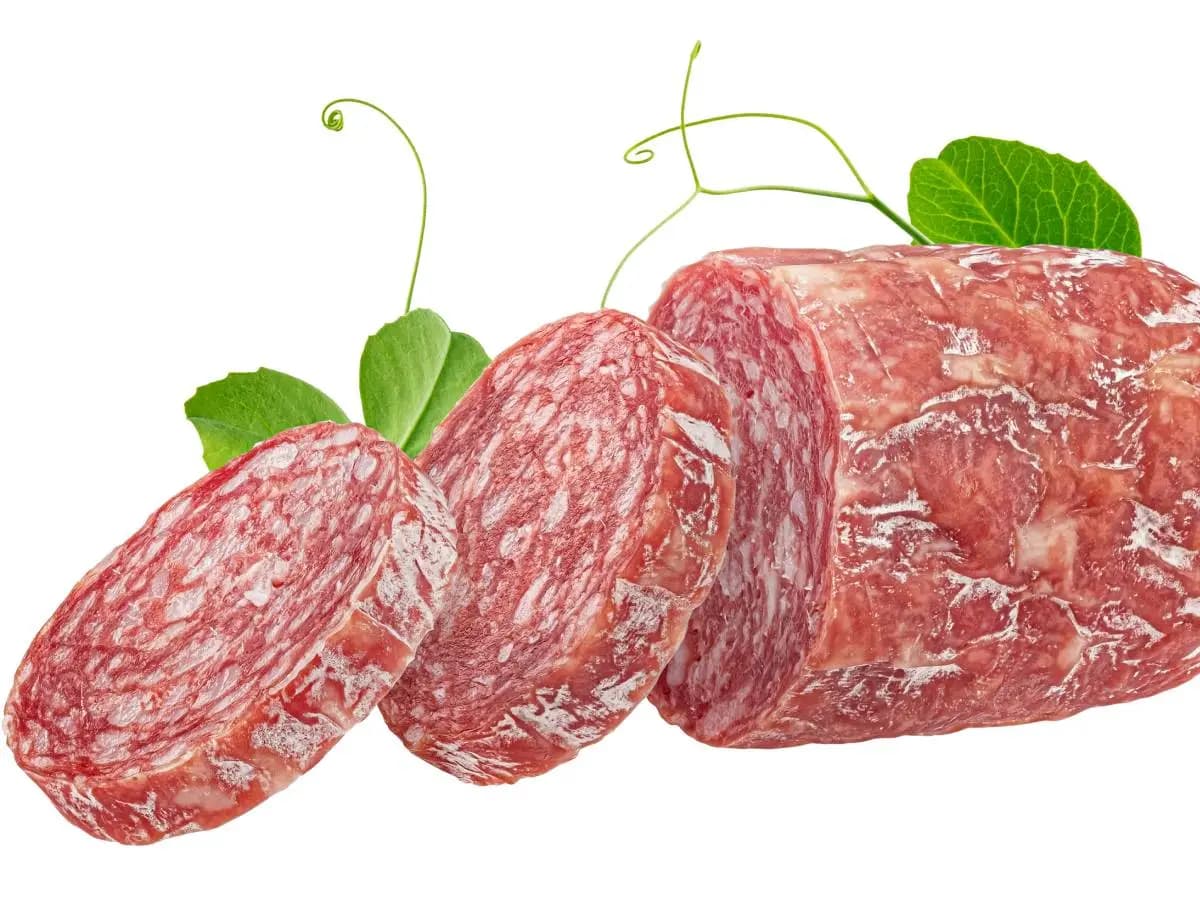 Finocchiona, cos’è, storia e ingredienti del salume toscano