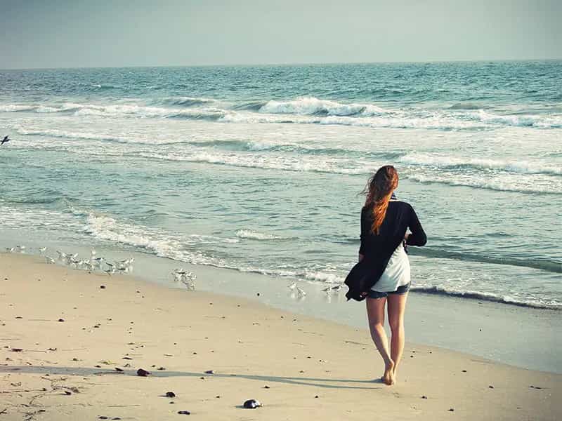 beach walking camminare spiaggia