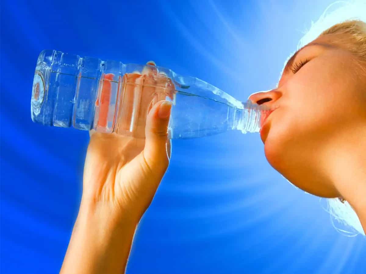 Se pueden reutilizar botellas de plástico salud