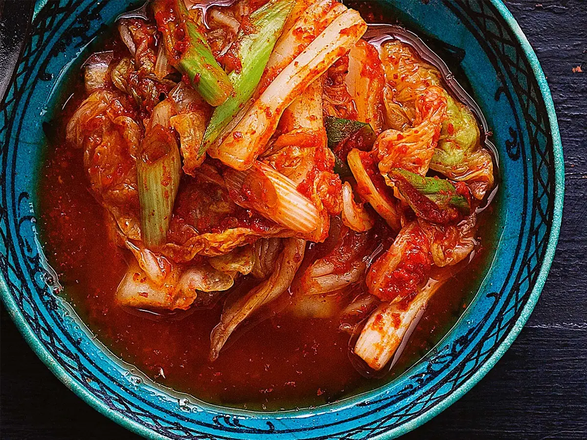 Kimchi la verdura fermentada