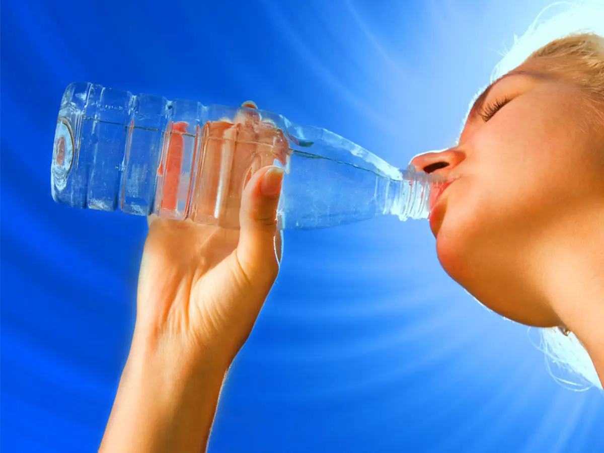Le bottiglie di plastica si possono riutilizzare?