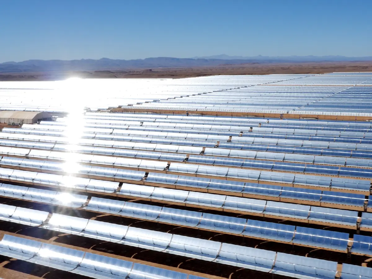 Marocco complesso solare noor specchi uno