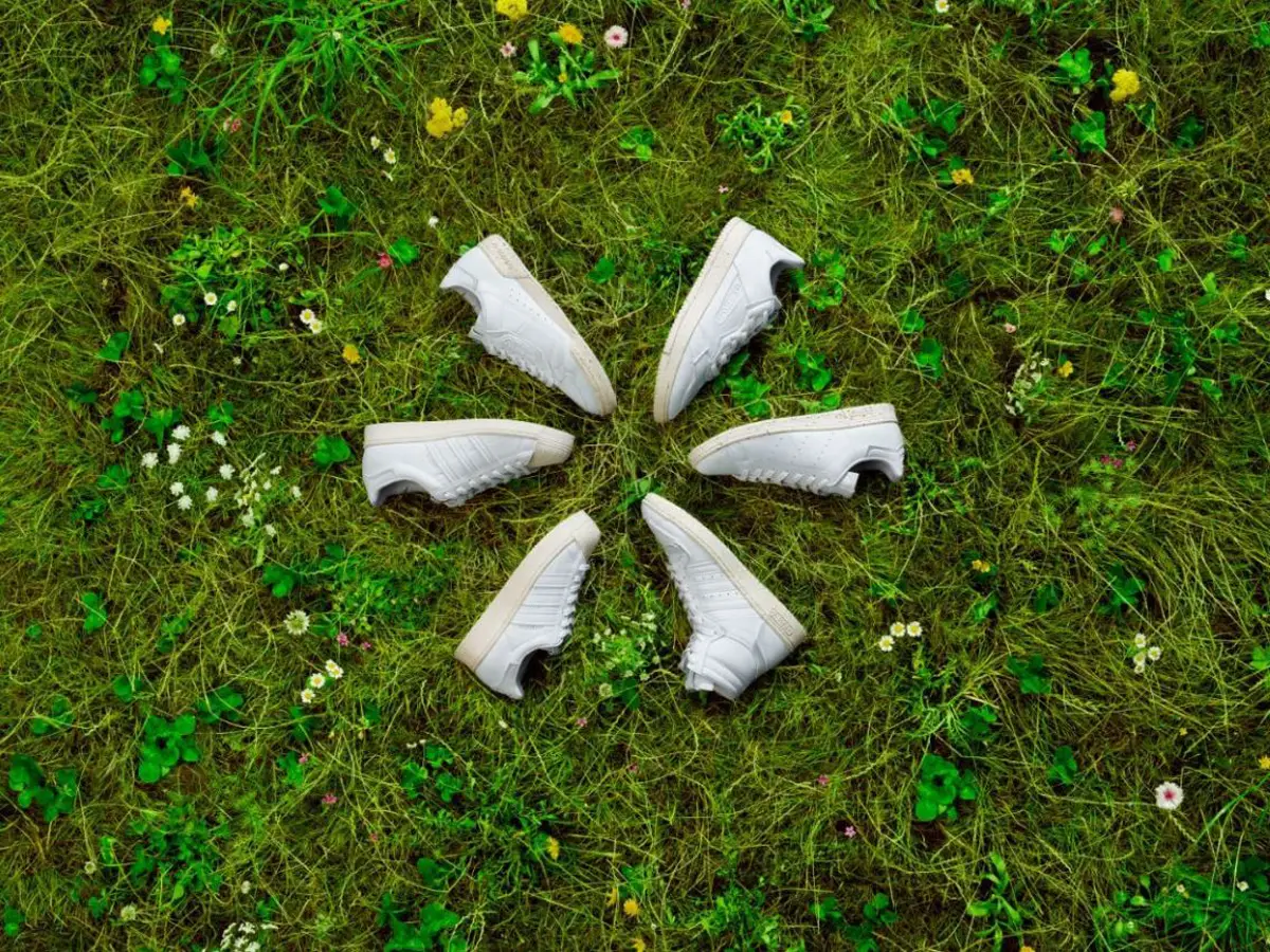 Nel corso del 2021 Adidas userà un nuovo cuoio vegano derivante dai miceli dei funghi per le sue scarpe