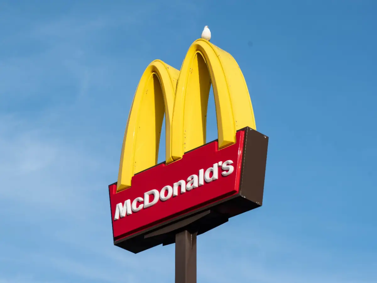McDonald's ha siglato un accordo triennale con Beyond Meat per lo sviluppo di nuovi prodotti plant-based