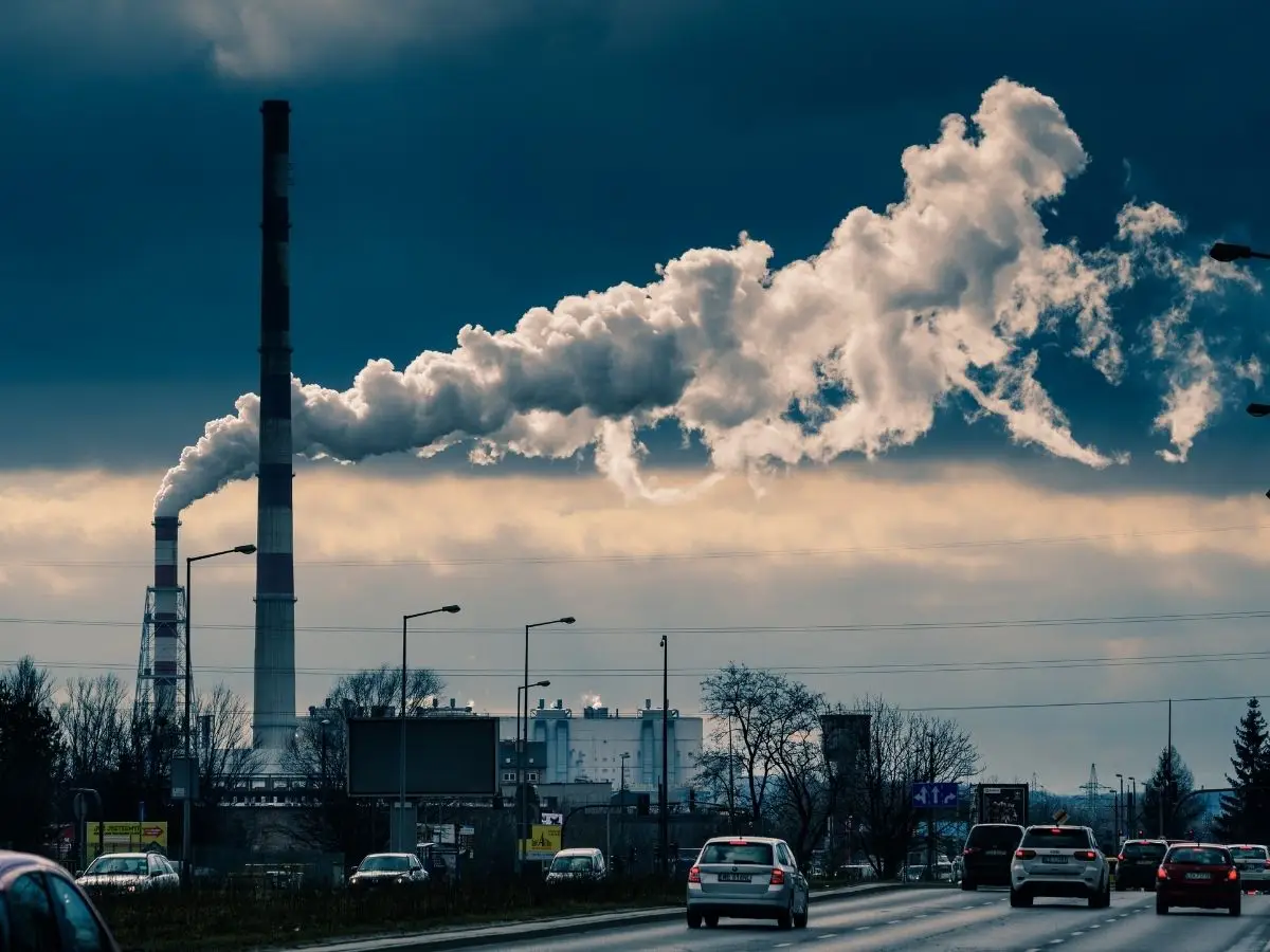 Inquinamento, un’aria più sana avrebbe evitato 178mila morti in Europa nel 2019