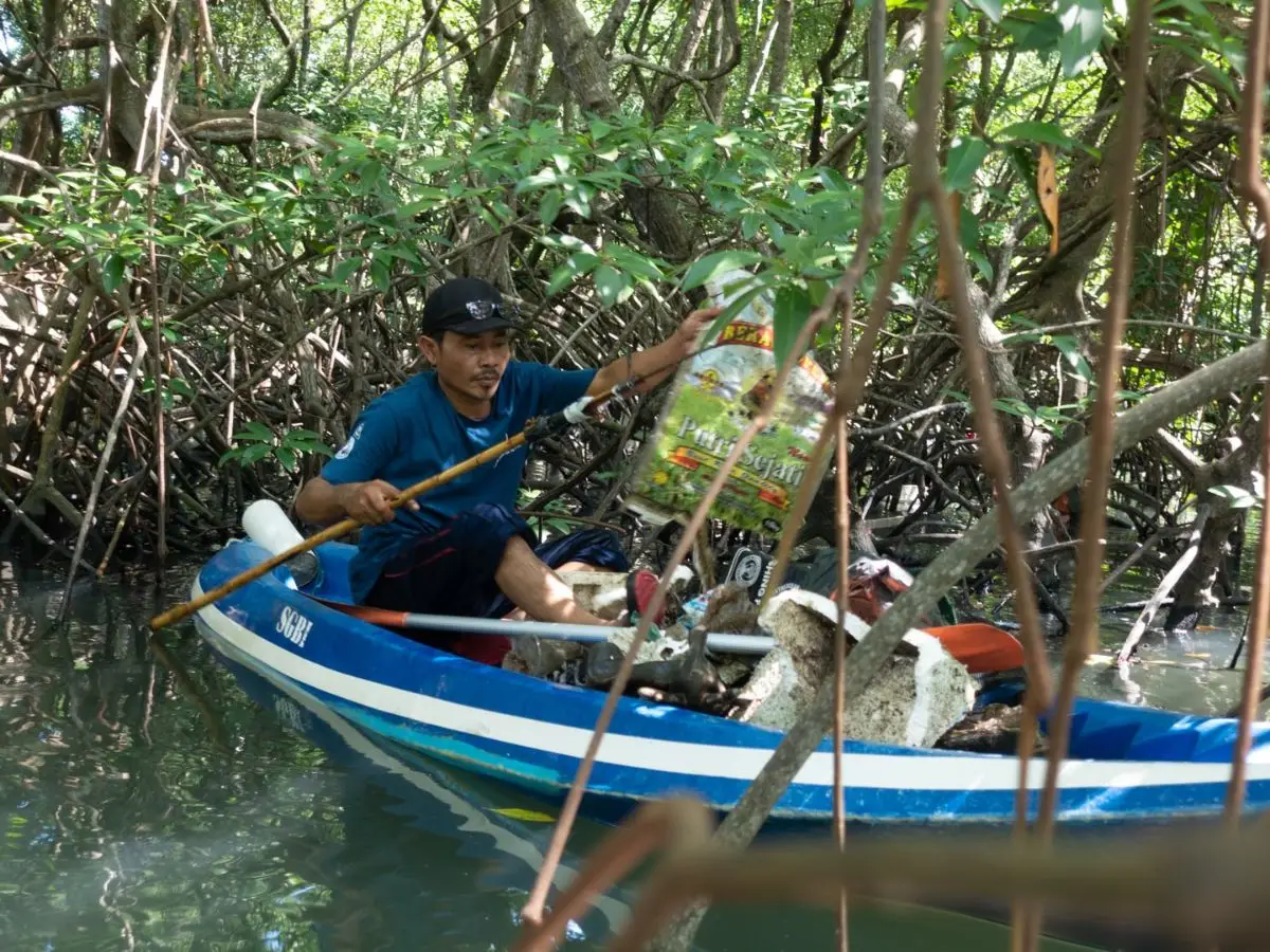 Ogyre, la startup italiana che paga i pescatori per recuperare la plastica